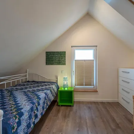 Holiday home Blaue Haus -